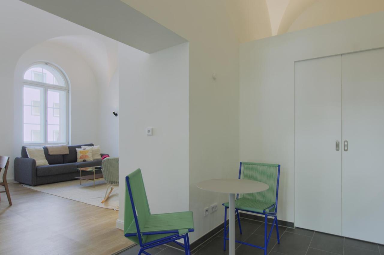Vonbehling Boutique Apt. - Historisch Und Modern Wiesbaden Esterno foto